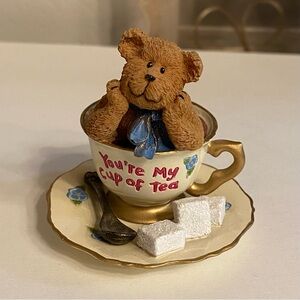 Vintage figurine, Pekoe Tea Dearie, 2003, teddy bear in a tea cup
